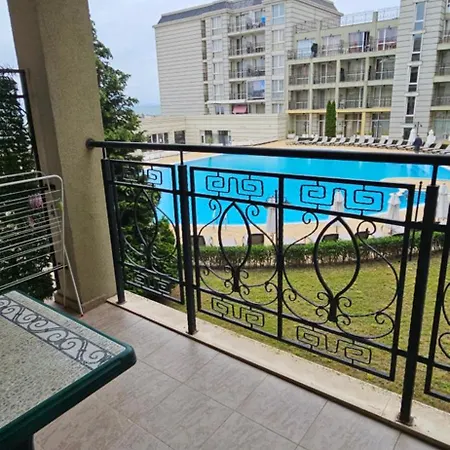 частно студио в комплекс ризорт Apartamento *